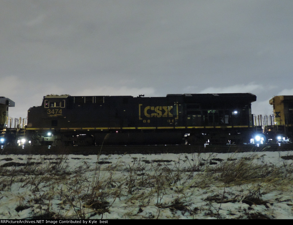 CSX 3474 on M635